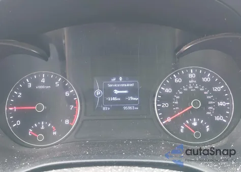 2017 Kia Optima Lx z USA, uszkodzony, nr VIN 5XXGT4L3XHG177183